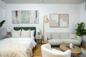 74-1A New Studio in Prime UWS - GYM In Building